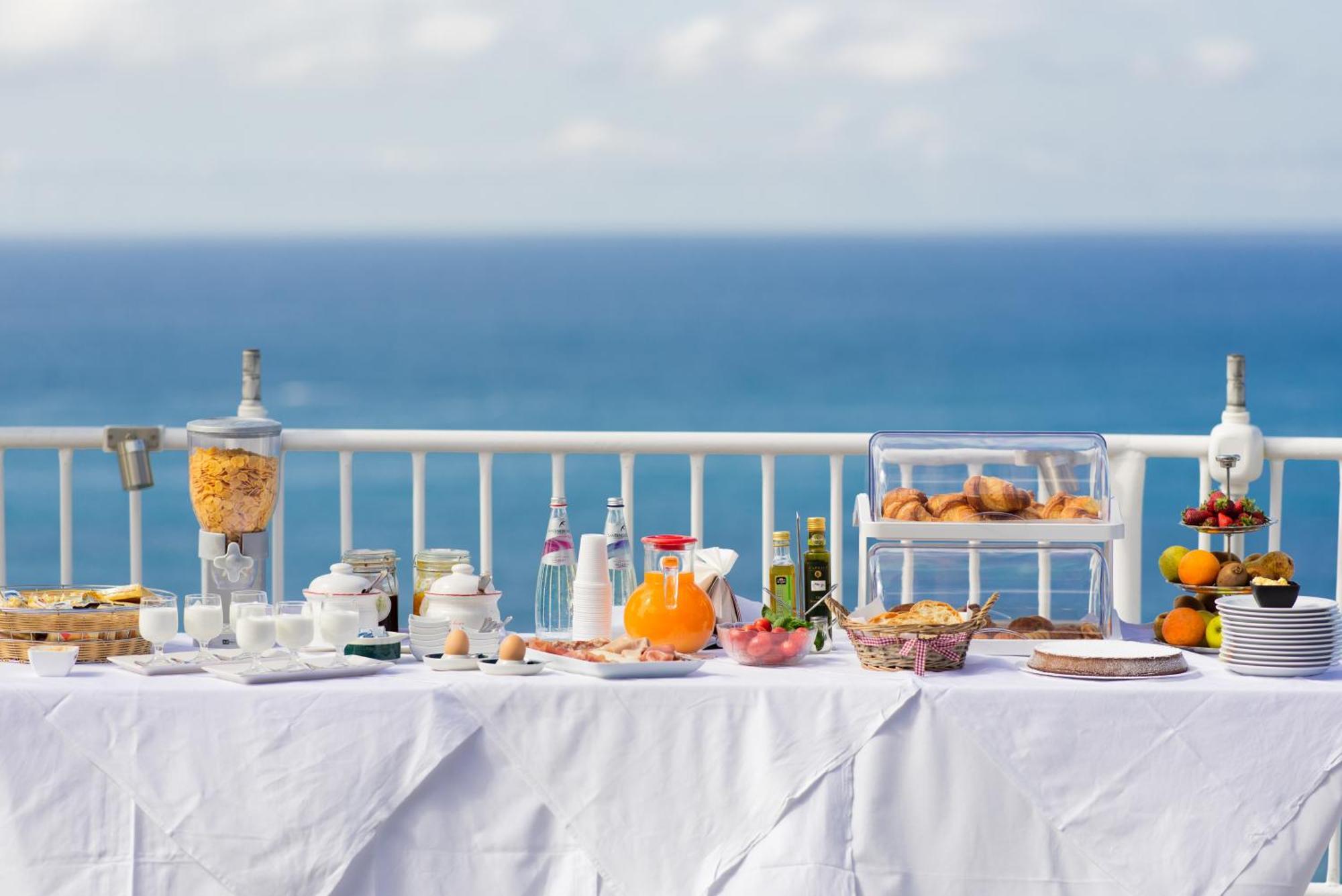 Hotel Villa Sirena Sant'Angelo  Εξωτερικό φωτογραφία