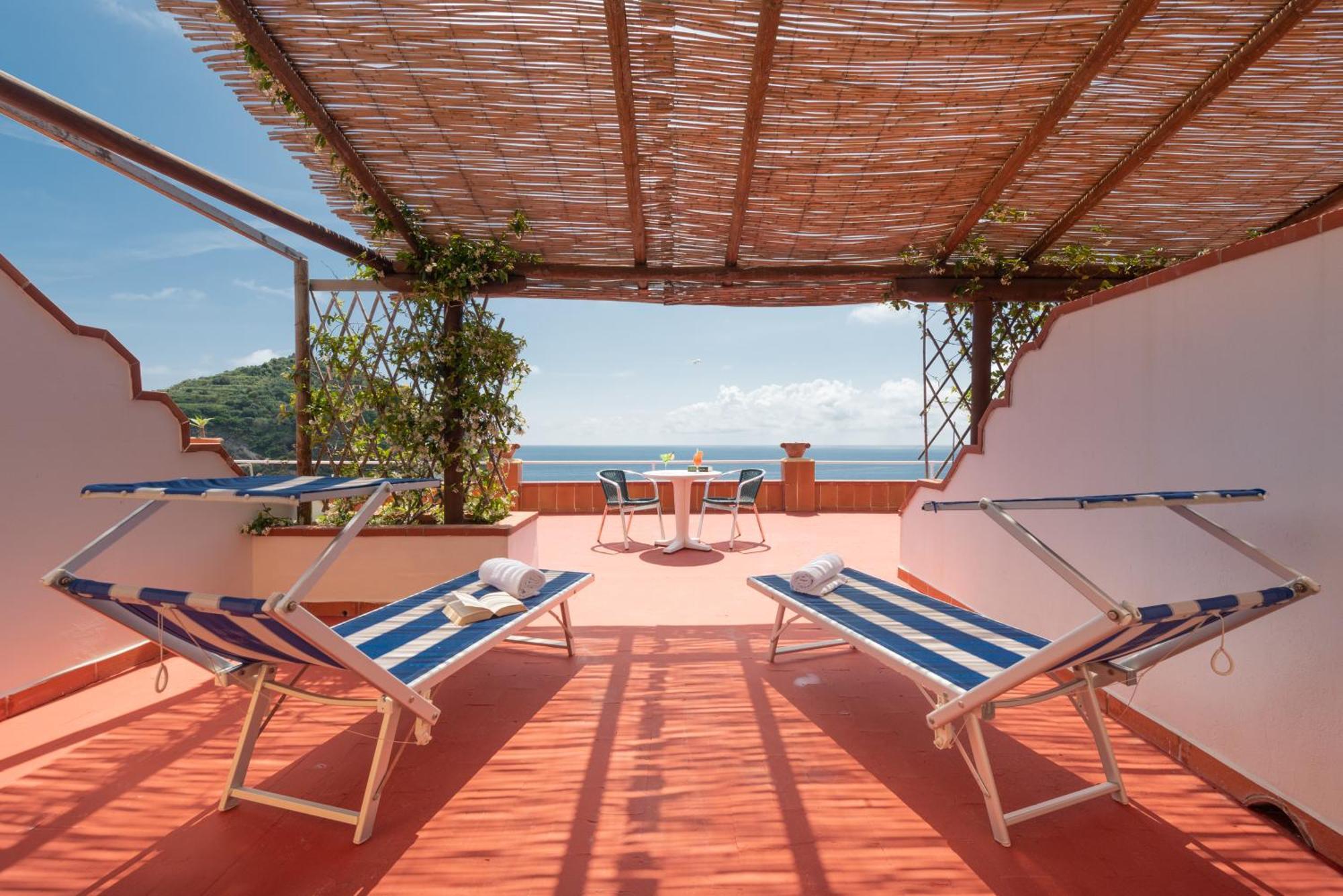 Hotel Villa Sirena Sant'Angelo  Εξωτερικό φωτογραφία