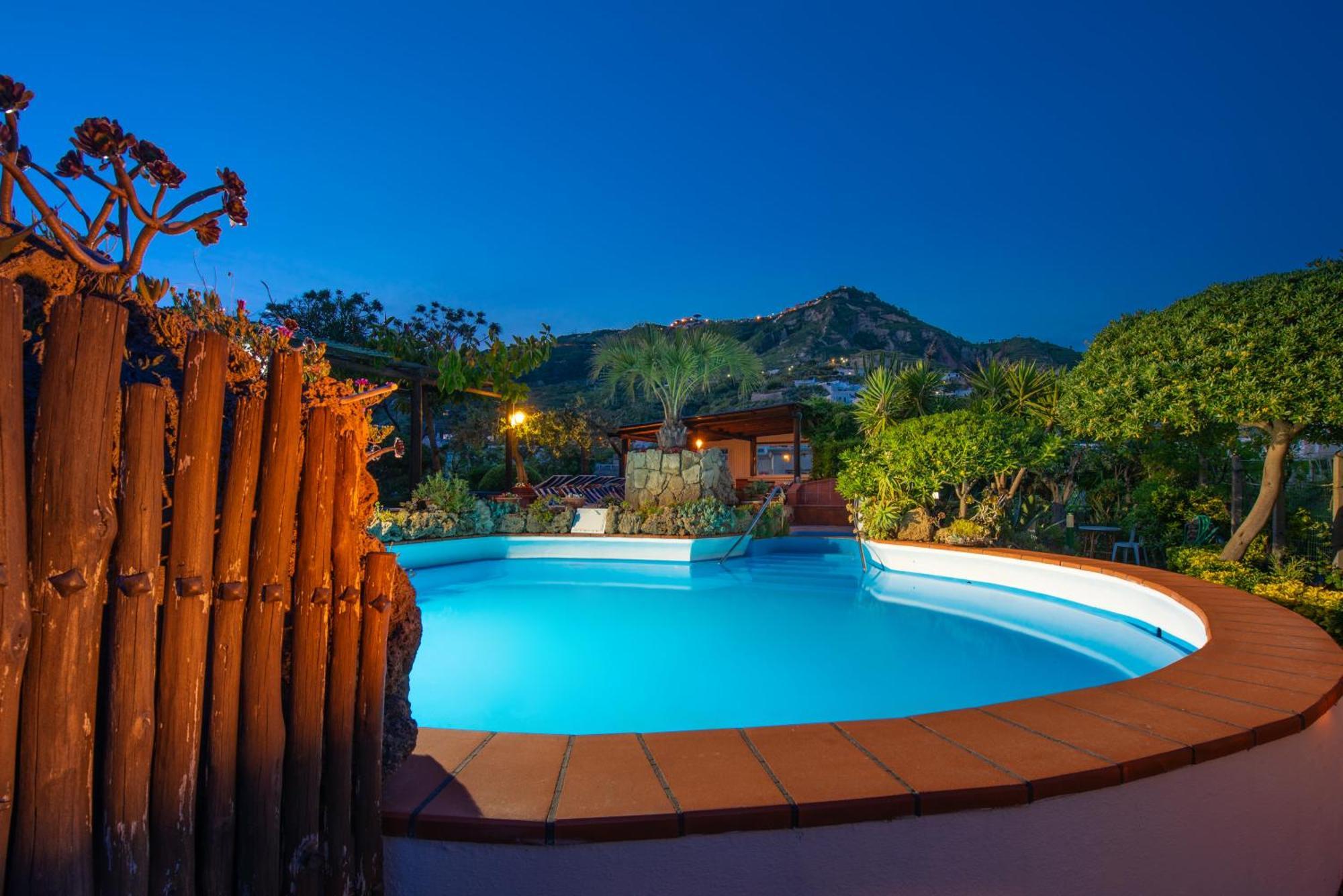 Hotel Villa Sirena Sant'Angelo  Εξωτερικό φωτογραφία