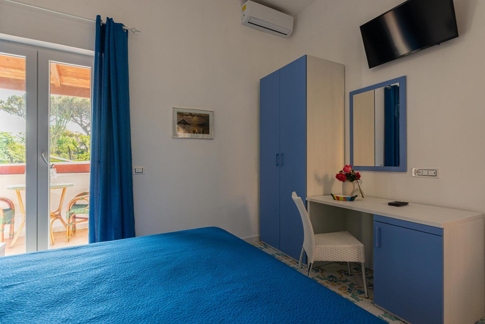 Hotel Villa Sirena Sant'Angelo  Εξωτερικό φωτογραφία