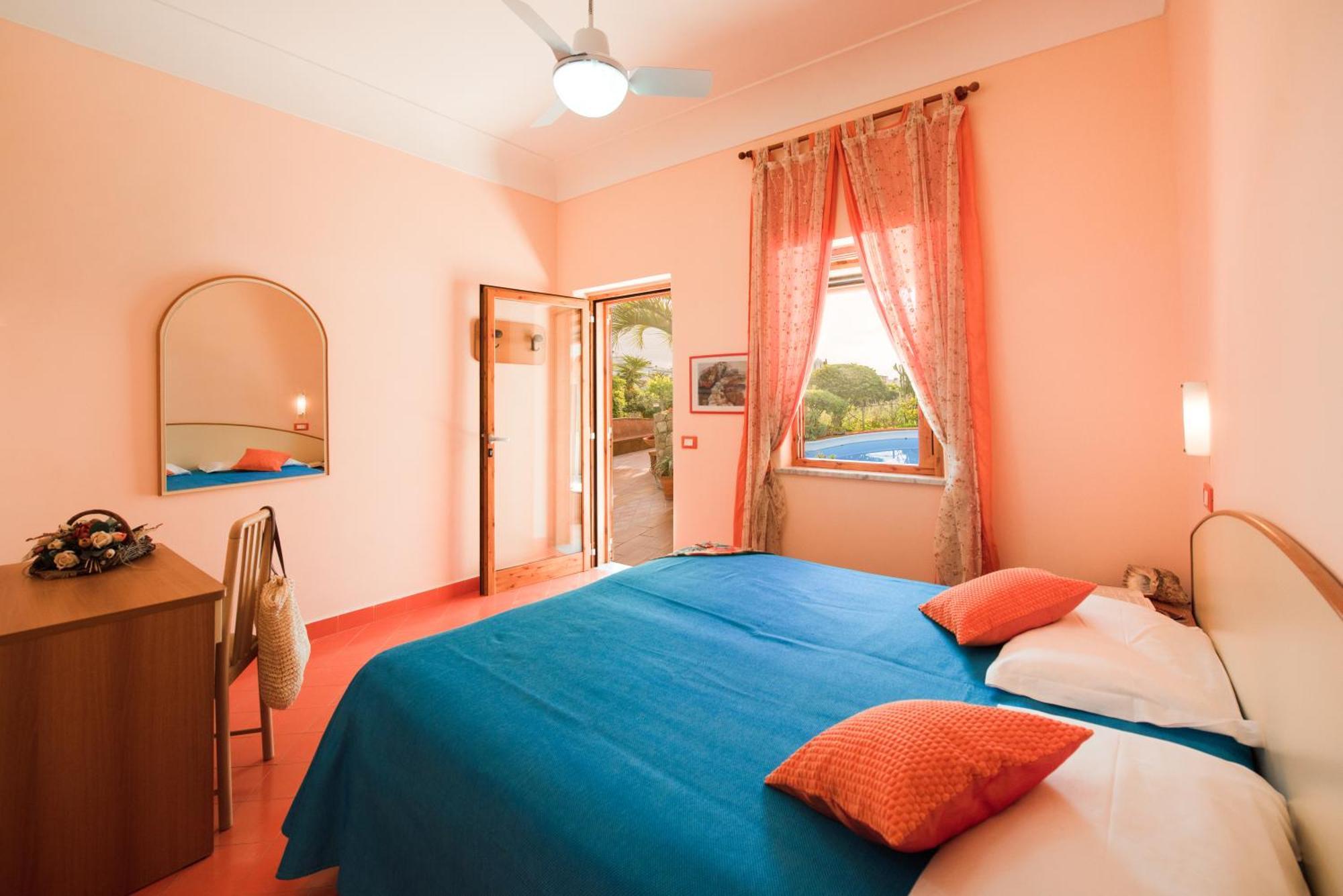 Hotel Villa Sirena Sant'Angelo  Εξωτερικό φωτογραφία